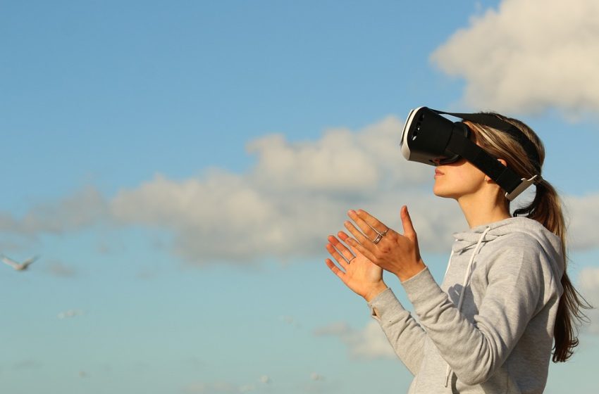 Augmented Reality: The Next Step Beyond Virtual Reality